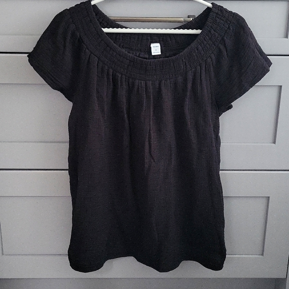 Cute 💯% cotton top!